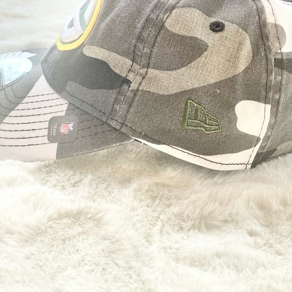 New with tags GREEN BAY PACKERS HAT Adjustable grey white & black CAMO w/green - Picture 4 of 6